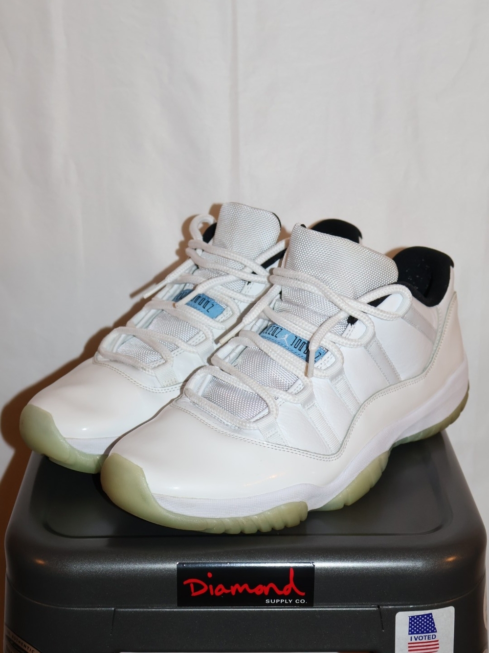 Air Jordan 11 Retro Low 'Legend Blue' - Picture 4 of 8